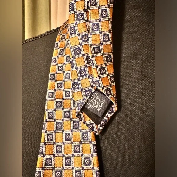 Stafford 100%‎ Silk Tie - Picture 2 of 3